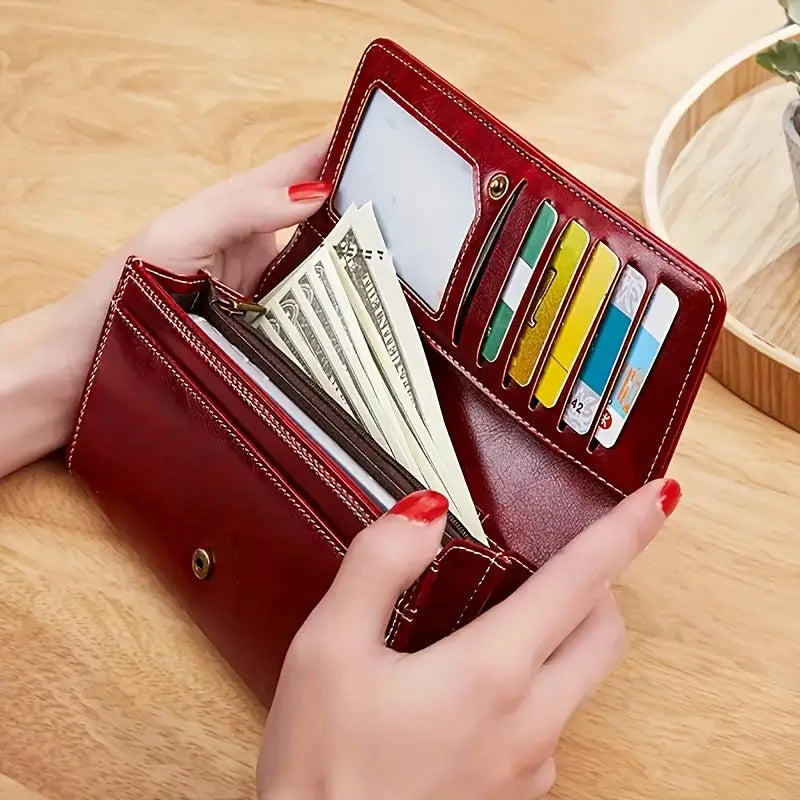 Chic Bifold Synthetic Leather Wallet
